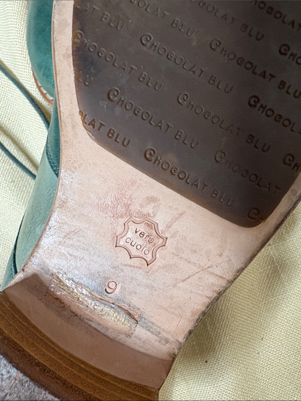 Chocolat Blu Two-Tone Green Wingtip Derby Oxfords - Picture 8 of 8